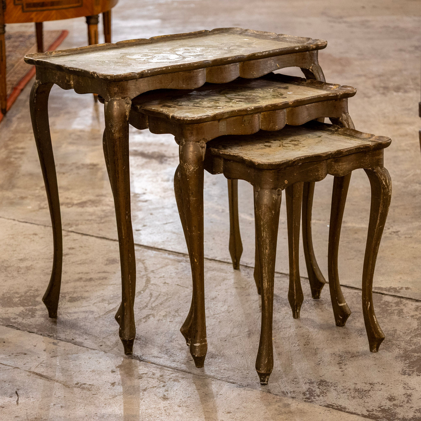Hand-Painted Italian Nesting Tables – Scalloped Edges & Floral Detailing