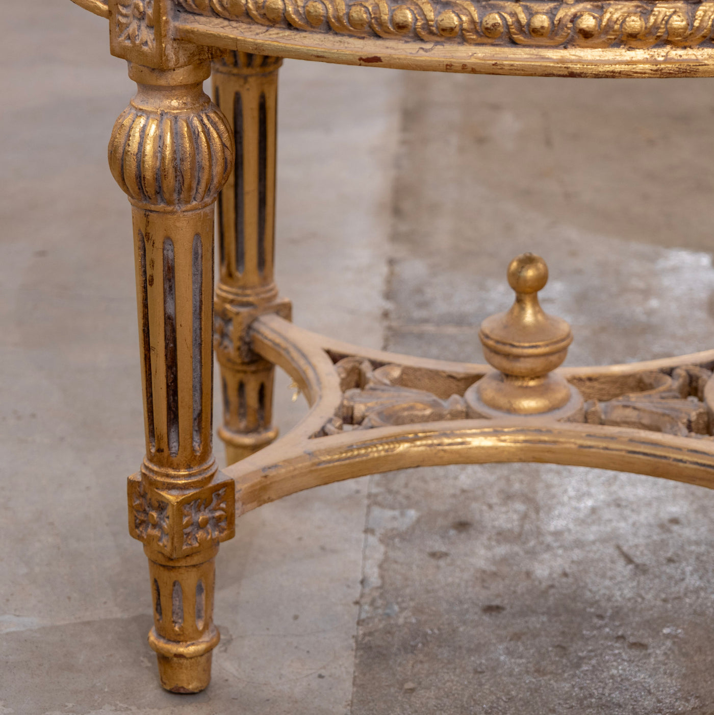 Louis XVI Gilded Round Stool – White Velvet Upholstery