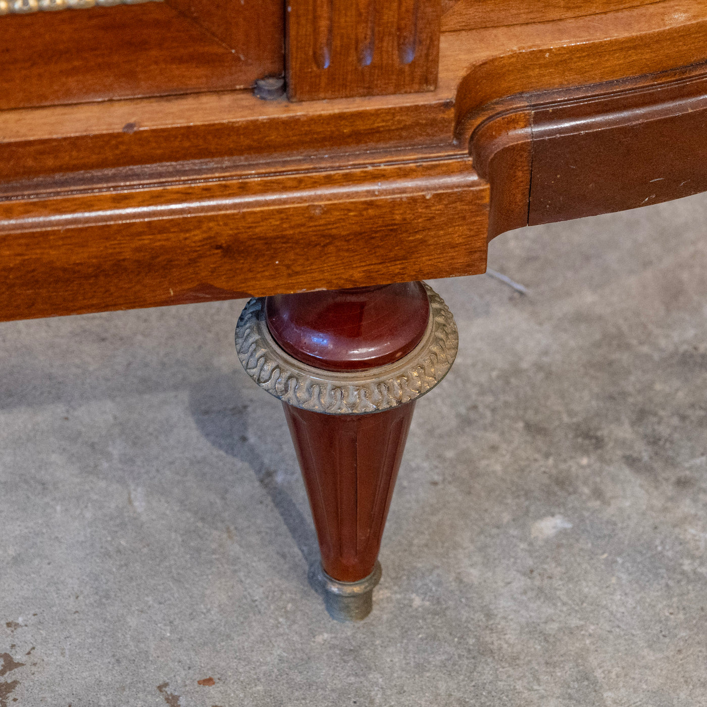 Louis XVI Mahogany Demilune Sideboard – Bronze Laurel Trim & White Marble Top