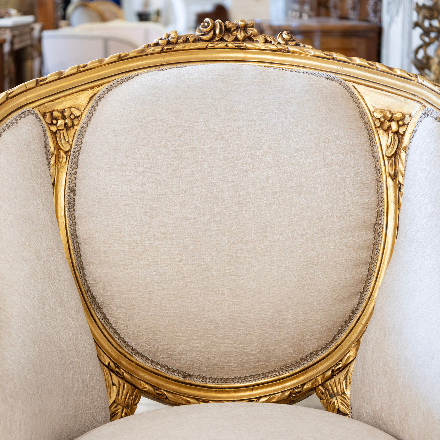 Louis XVI Gilded Round Bergère Chair – White Silk Weave Upholstery