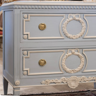Swedish 2-Drawer Chest – White Trim with Wreath & Shell Cravings in Blue