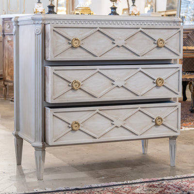 Swedish 3-Drawer Nightstand – Open Diamond Trim in Distressed Grey