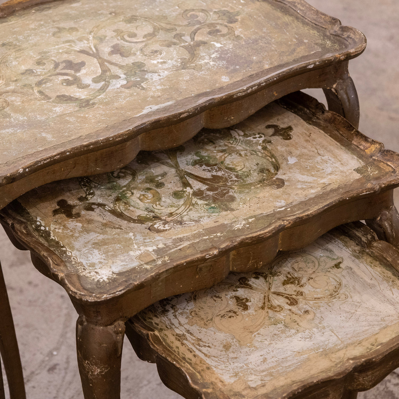 Hand-Painted Italian Nesting Tables – Scalloped Edges & Floral Detailing