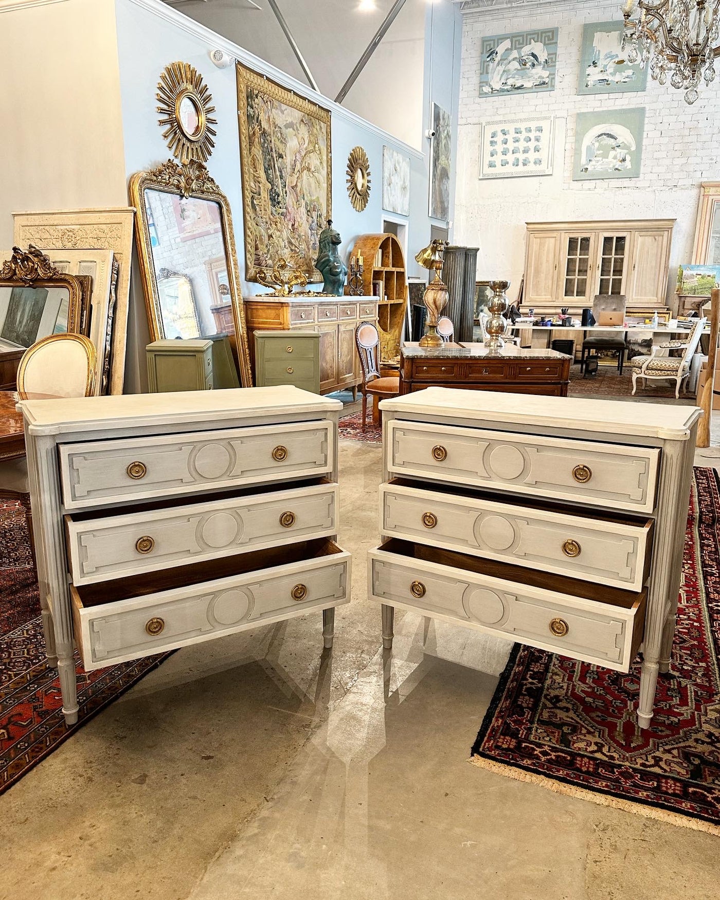 Swedish Rounded Corner Chest with Circle Carving