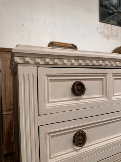 Swedish Chest With Ballerina Legs in Antique White | Le Chateau | European Luxury Furniture in Atlanta