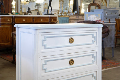 Swedish 3-Drawer Nightstand – Blue Flower Detailing & Ballerina Legs