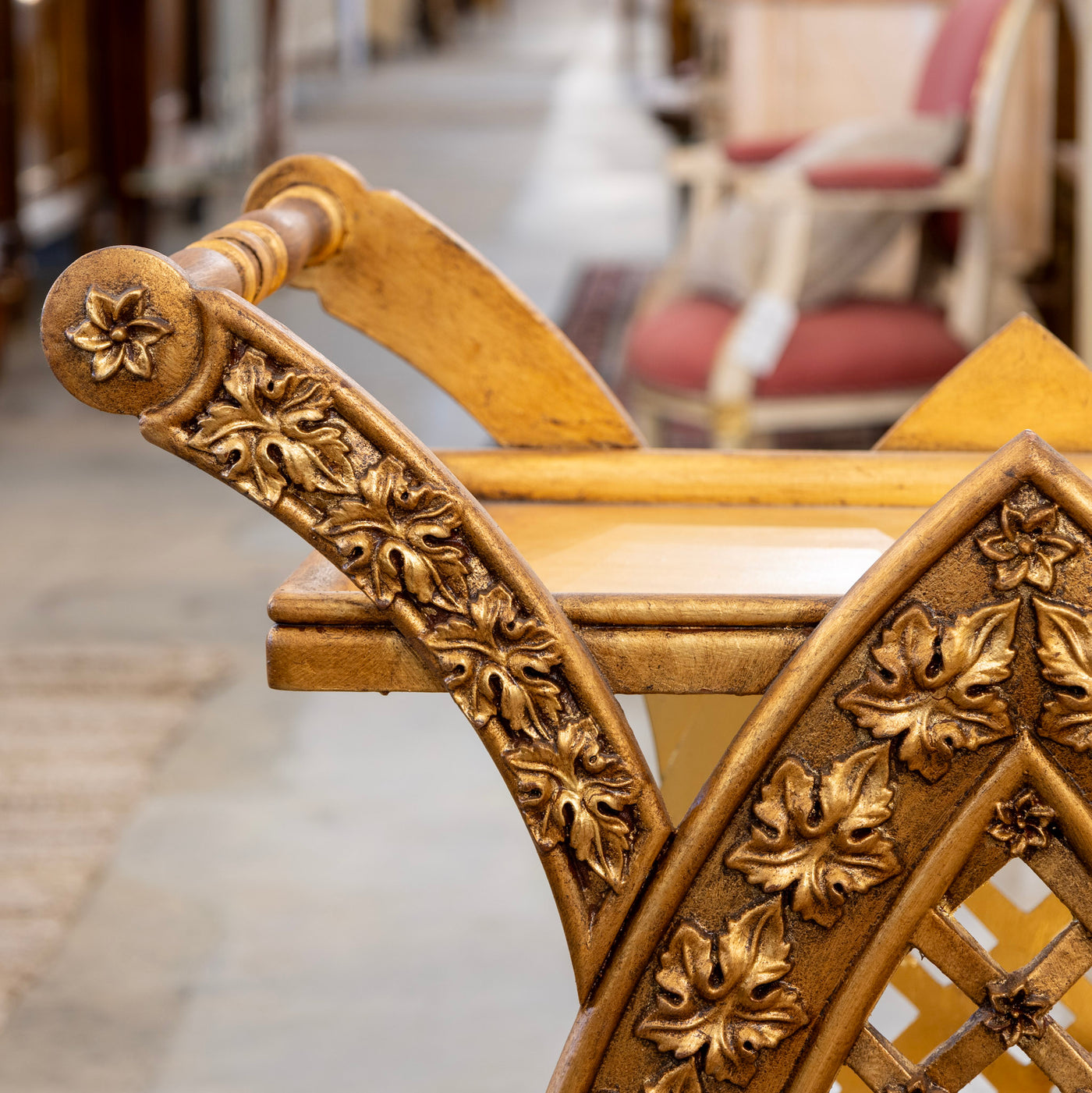 Gilded Italian Bar Cart – Carved Leaf Motifs & Lattice Paneling