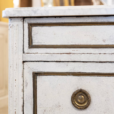 Louis XVI 3-Drawer Chest – White Distressed Finish with Marble Top