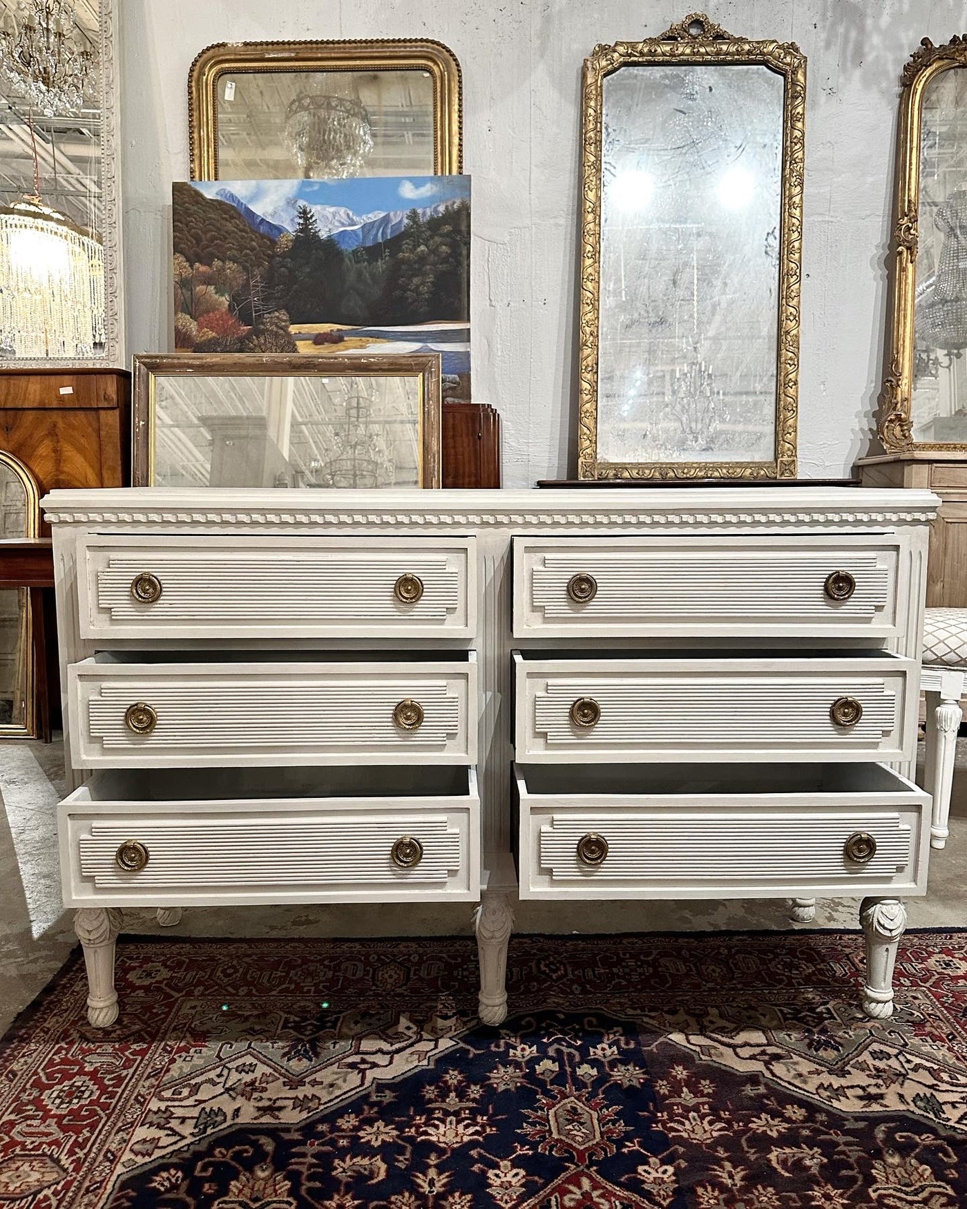 Swedish 6 Drawer Dresser with Ballerina Legs