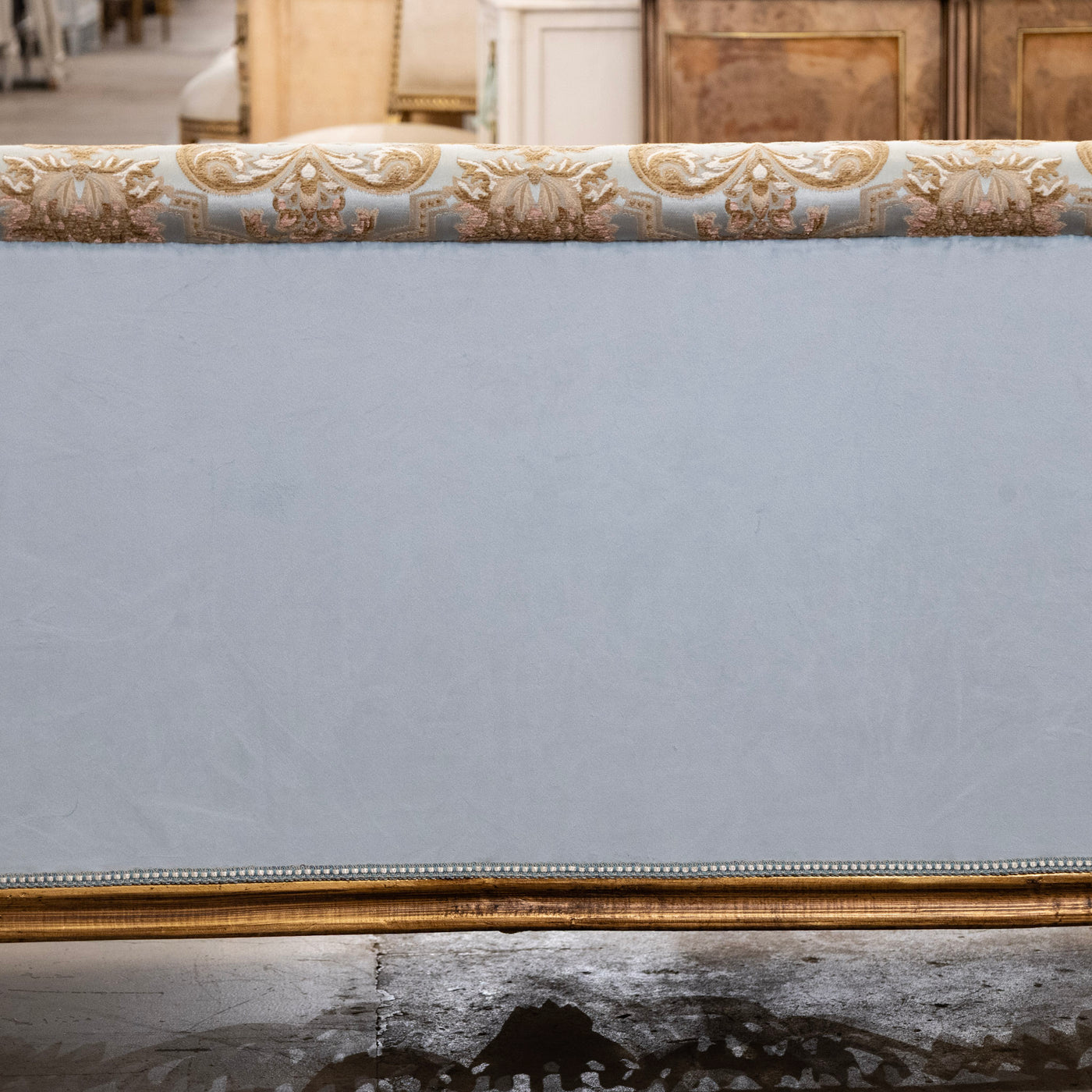 Italian Gilded Sofa – Carved Base & Blue Damask Upholstery