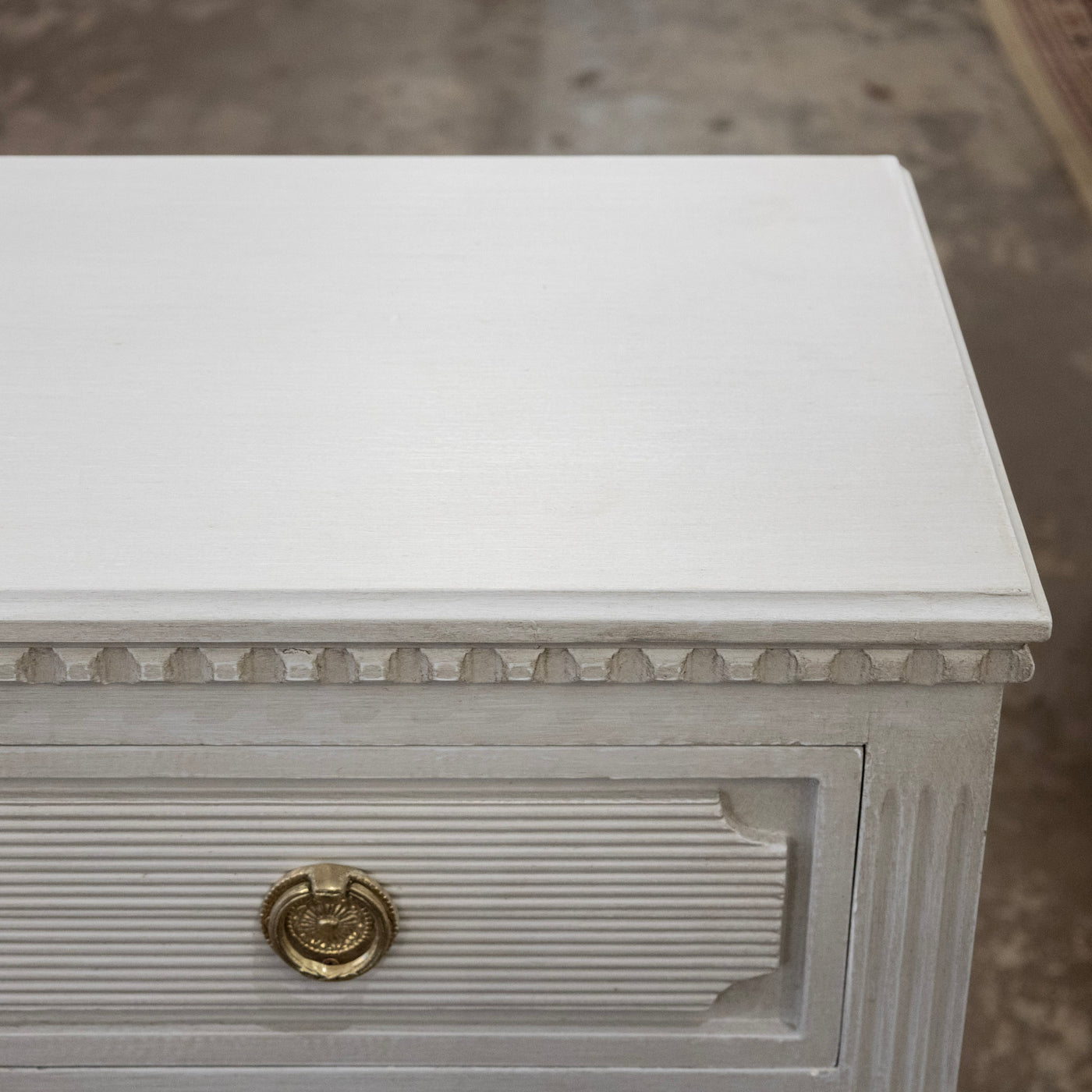 Swedish Painted Vanity – Fluted Drawers & Open Shelf in French Grey