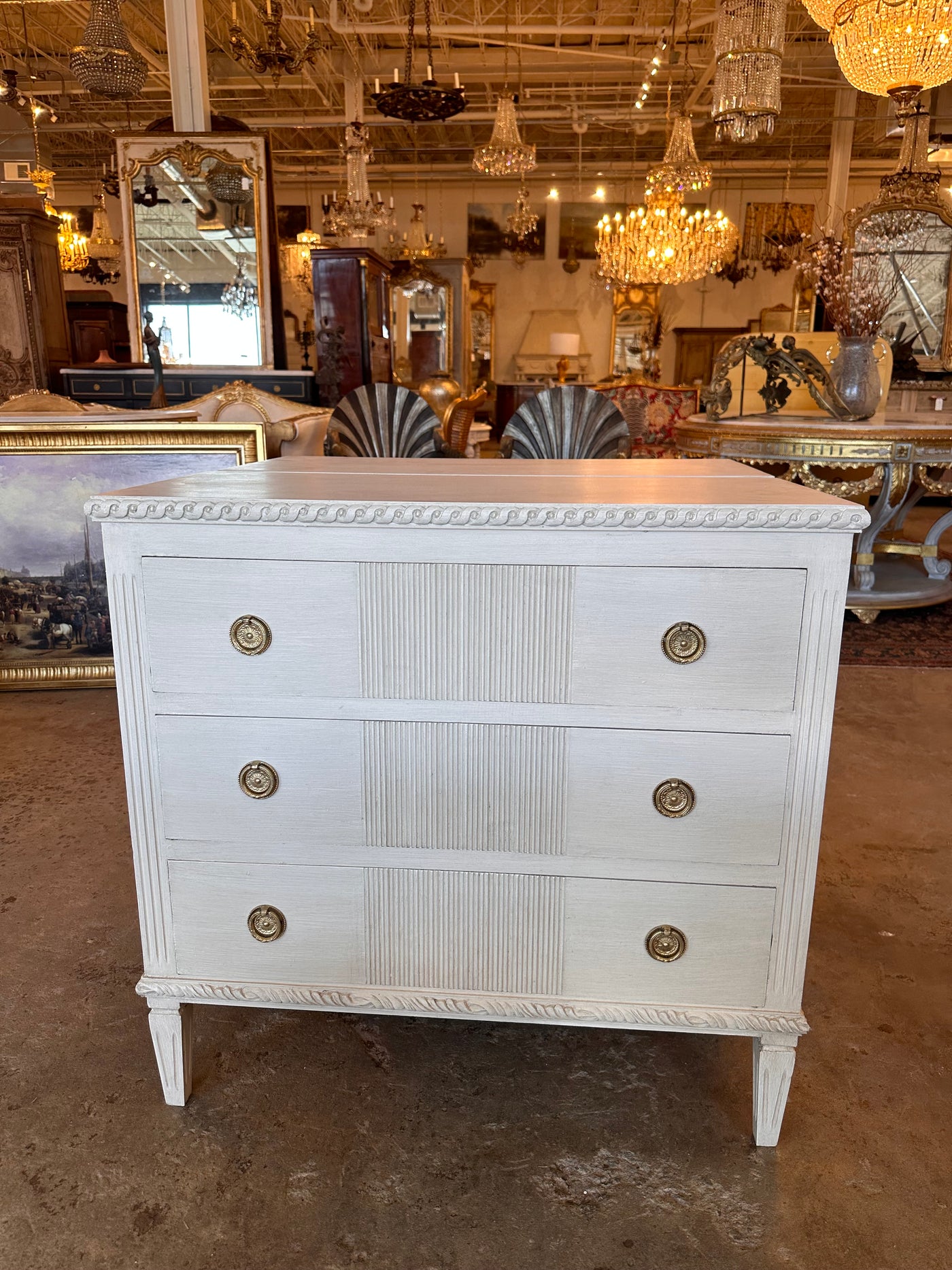 Rope Swirl Trim & Reeded Swedish Chest