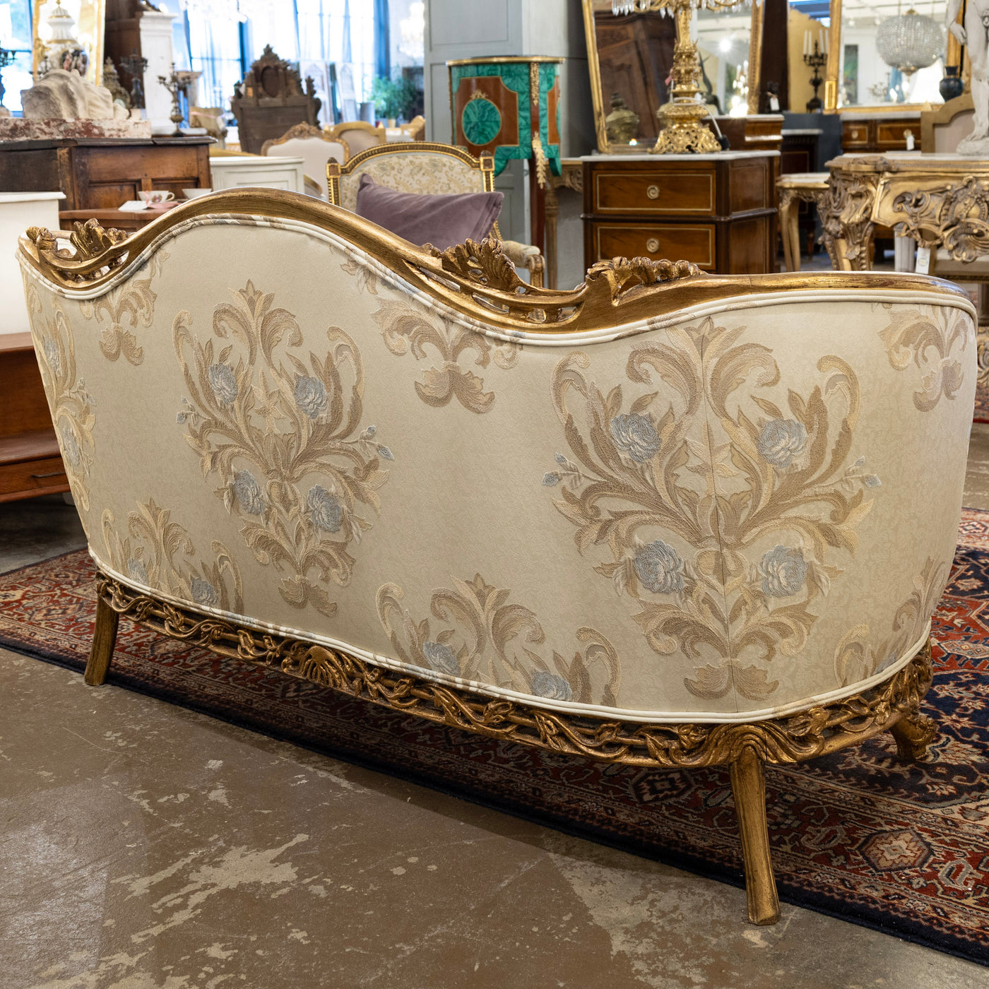 Louis XV Gilded Sofa – Carved Floral Frame & Cream Damask Upholstery