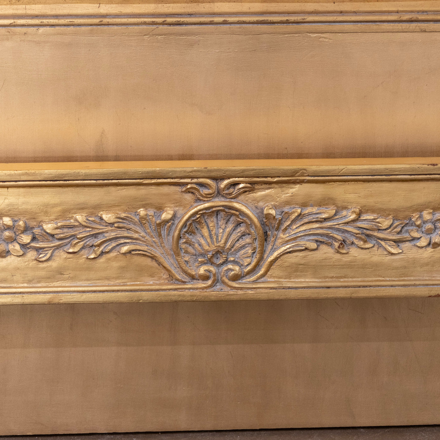 Louis XV Gilded Ornate King Bed Set – Sculpted Trim with Carvings & Soft White Velvet