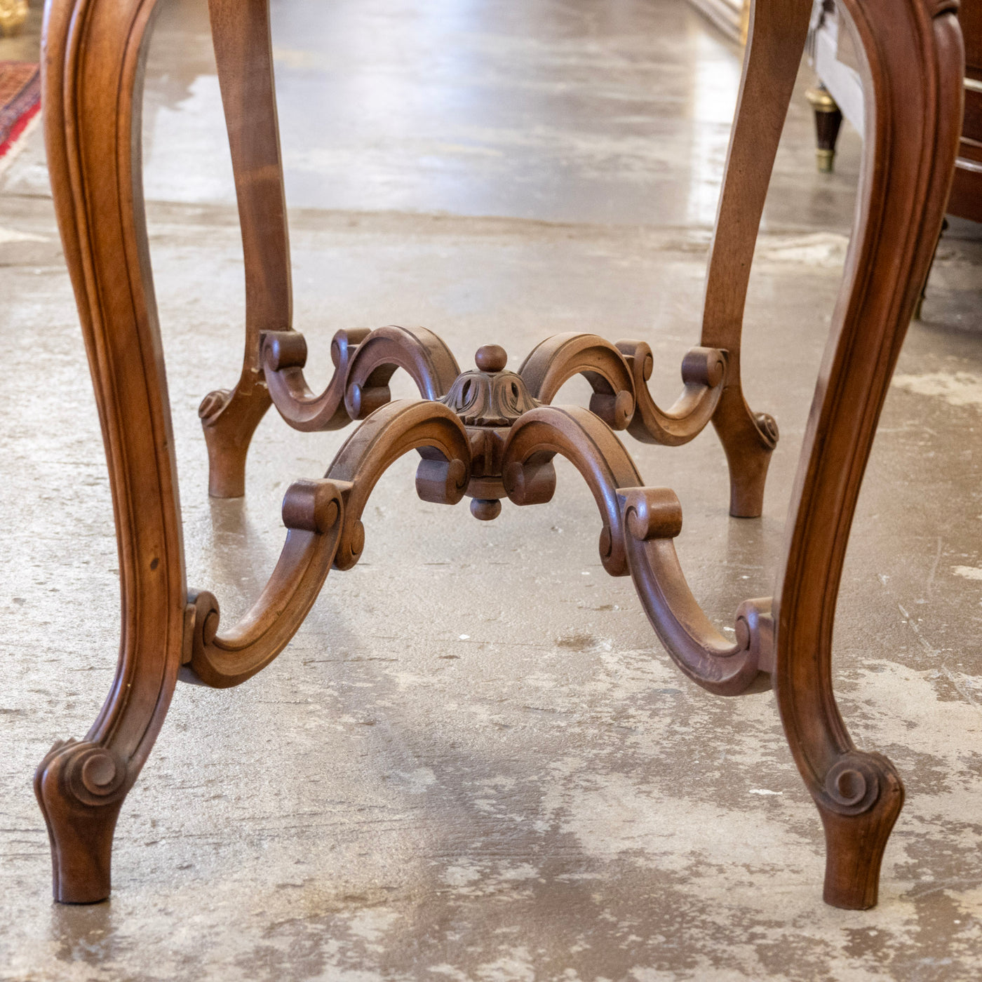Louis XV Walnut Writing desk – Cabriole Legs & Carved Detailing