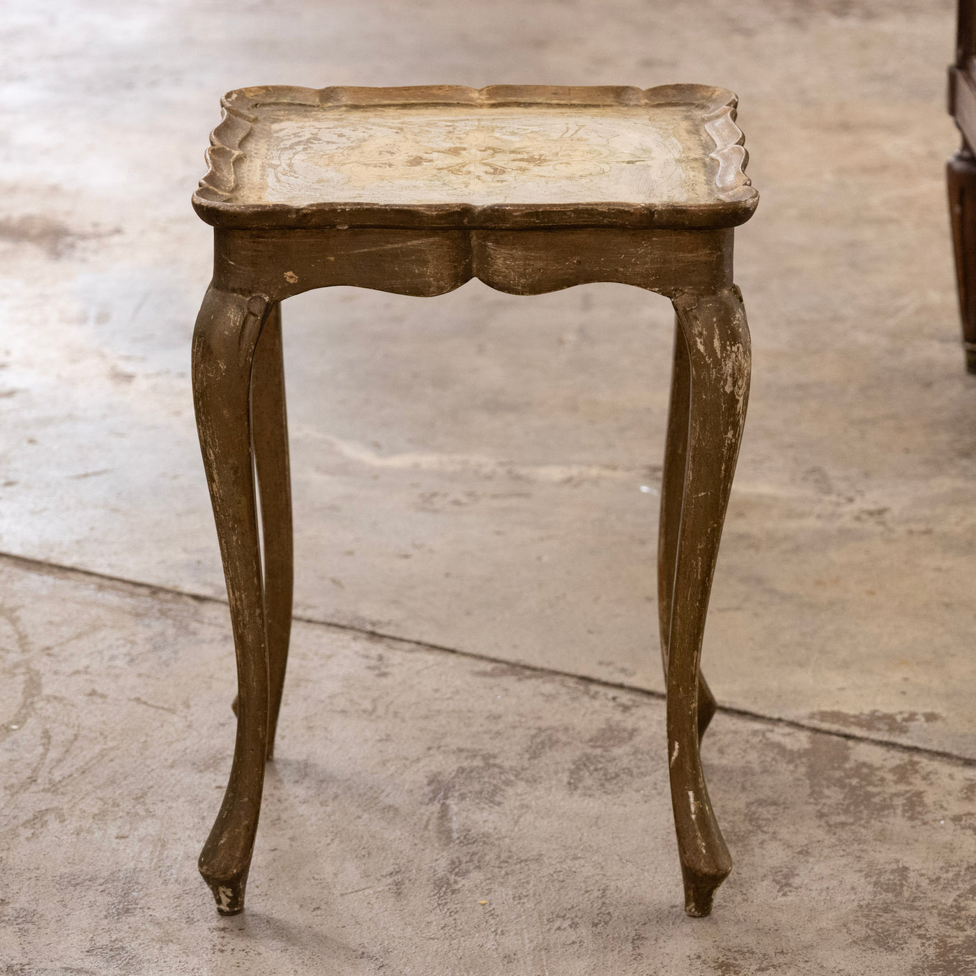 Hand-Painted Italian Nesting Tables – Scalloped Edges & Floral Detailing