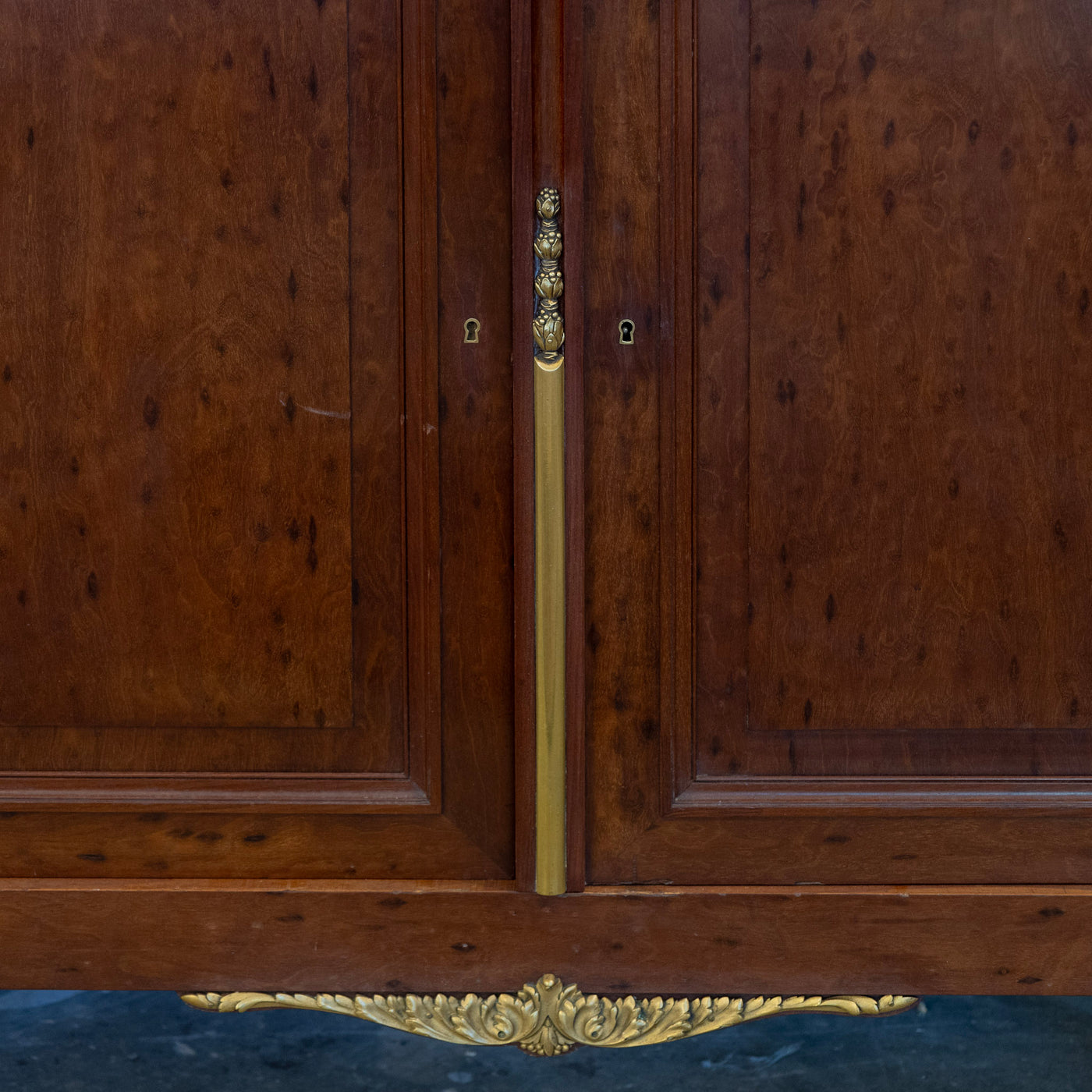 Louis XVI Burl Walnut Demilune Sideboard – Calacatta Vagli Oro Marble Top & Bronze Ormolu
