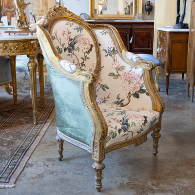 Louis XVI Gilded Bergère Chair – Chinoiserie Floral Linen & Green Velvet Upholstery