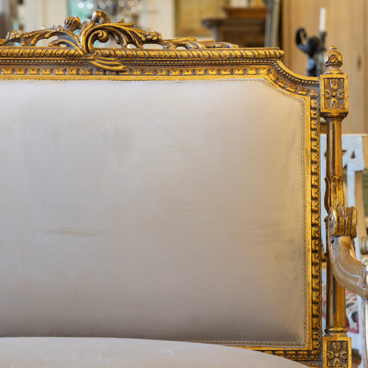 Louis XVI Gilded Loveseat Sofa – Two-Tone Carved Frame & Soft Grey Velvet Upholstery