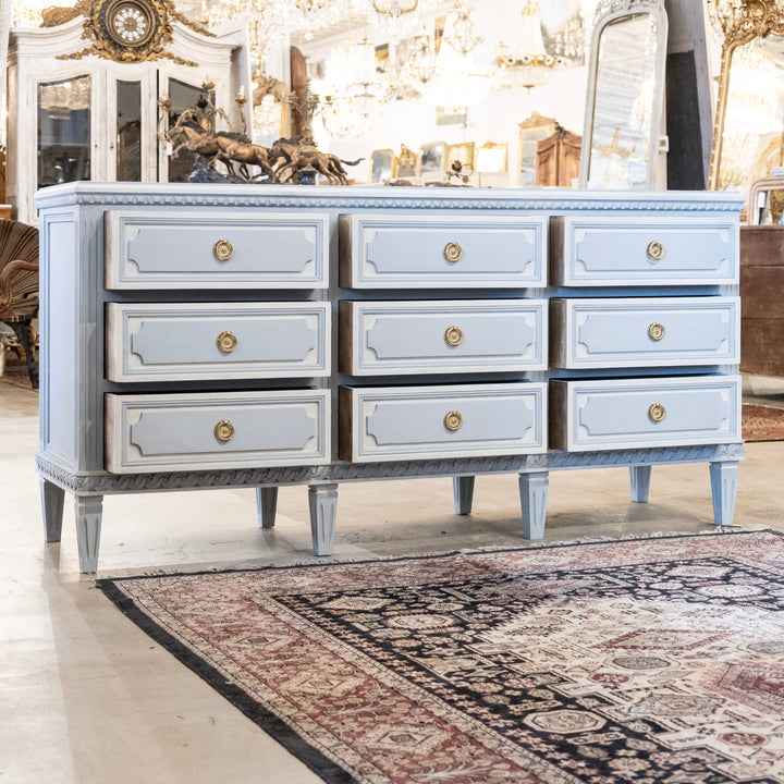 Swedish 9-Drawer Dresser – Fluted & Rope Trim in White & Blue – Le Chateau