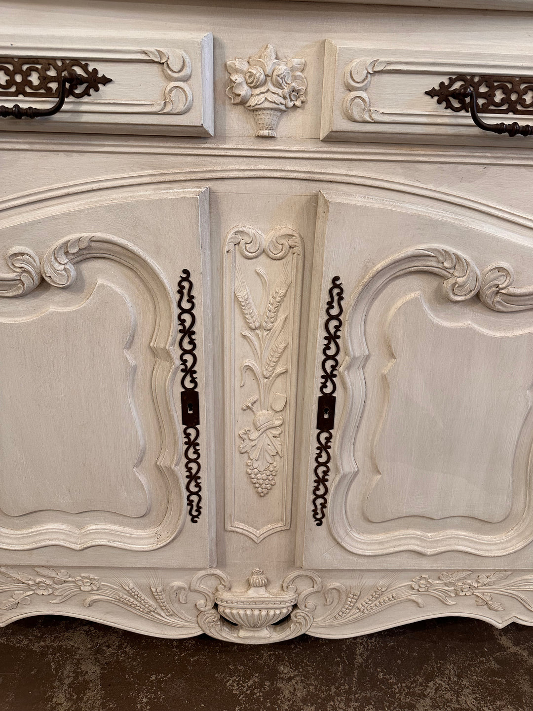 A6E84114-AB39-4B10-A26A-