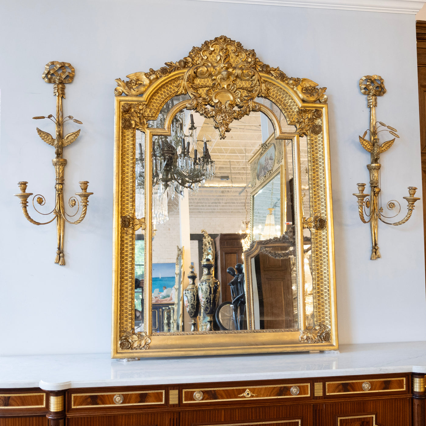 Pair of Louis XVI Gilded Wall Sconces – Carved Ribbon Crest & Eagle Motif