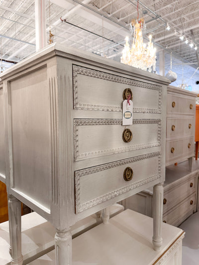 Swedish Nightstand with Beaded Drawers and Fluted Legs