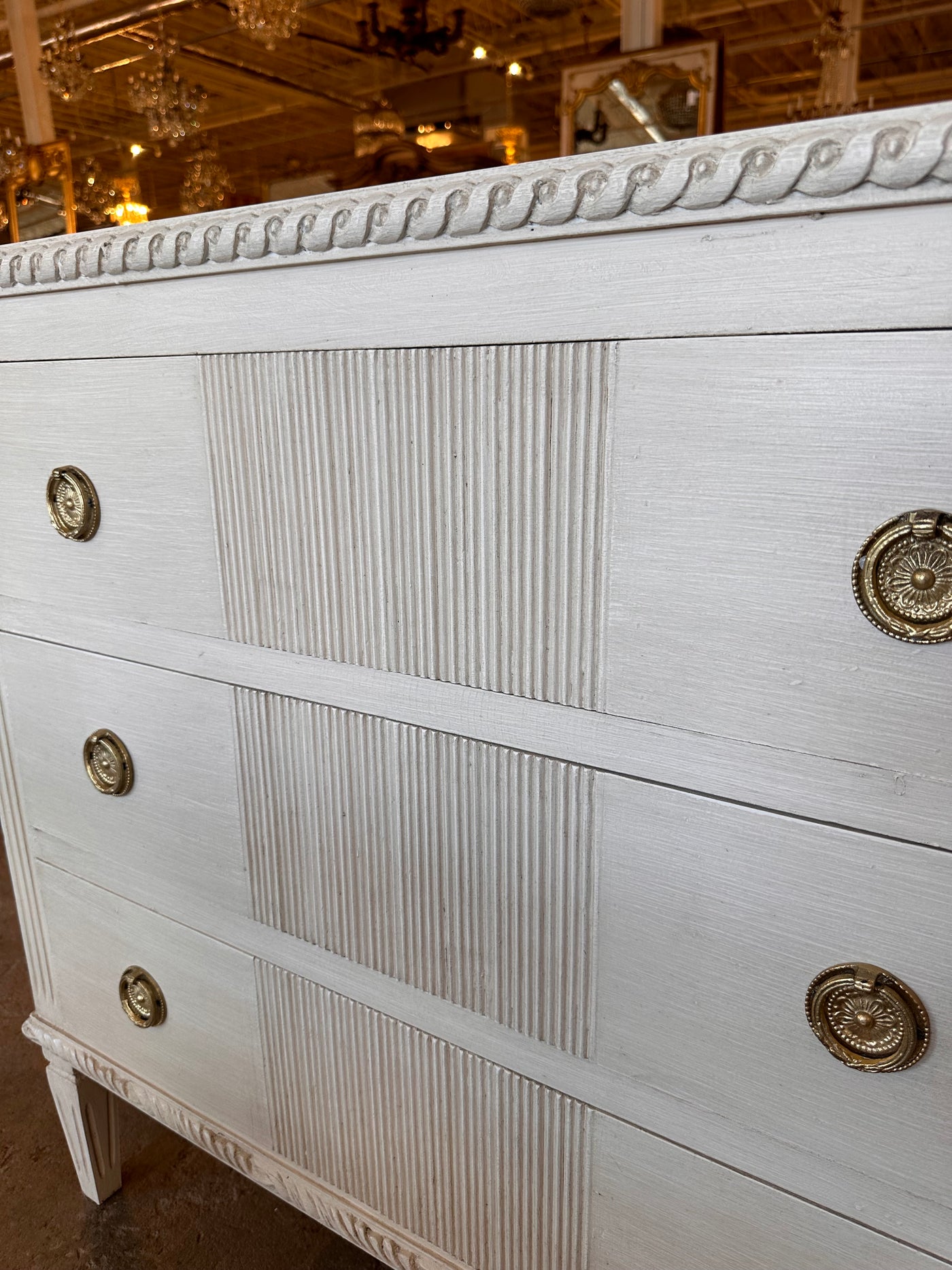 Rope Swirl Trim & Reeded Swedish Chest