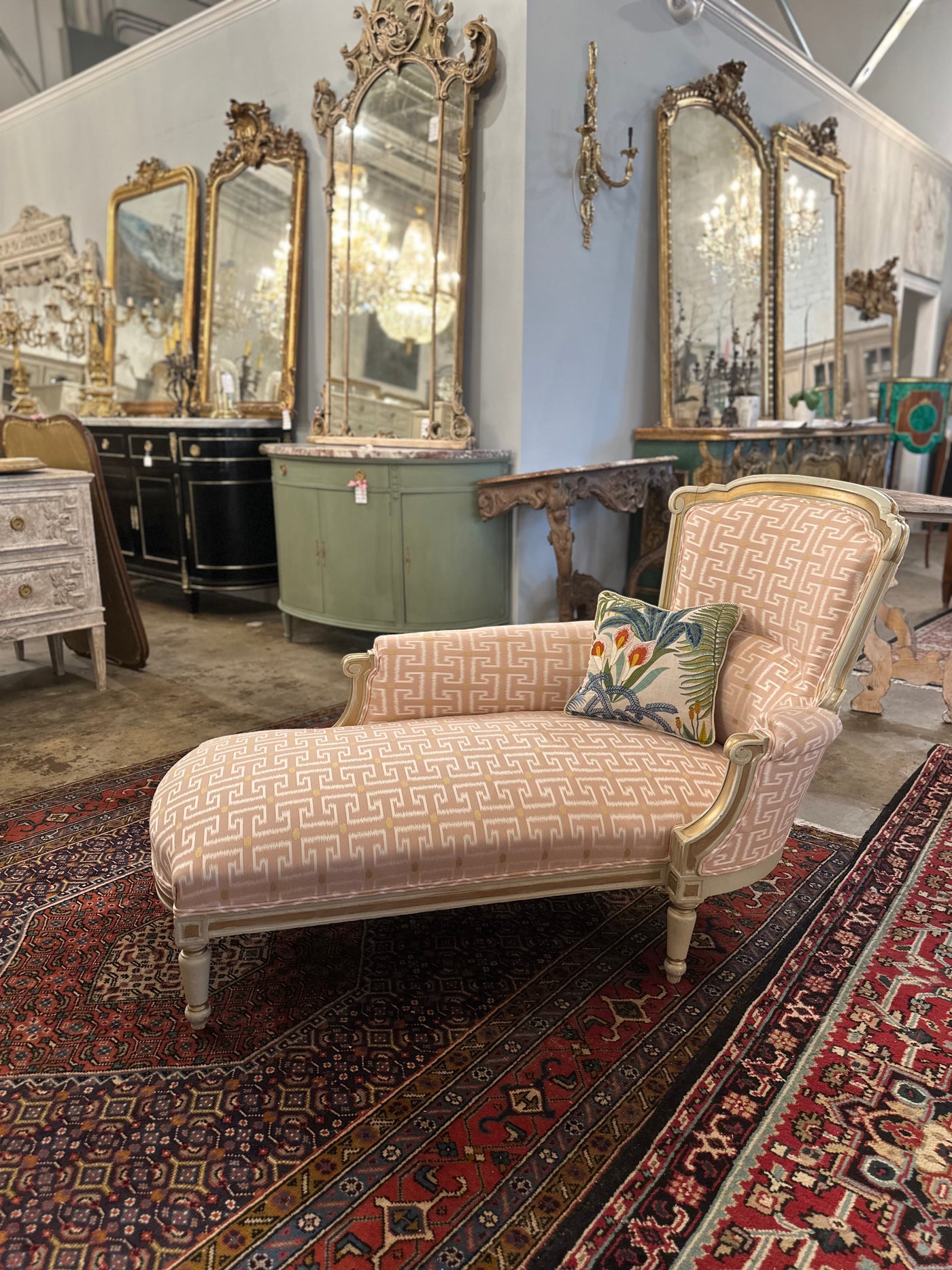 Louis XVI Chaise Lounge with Pink Upholstery