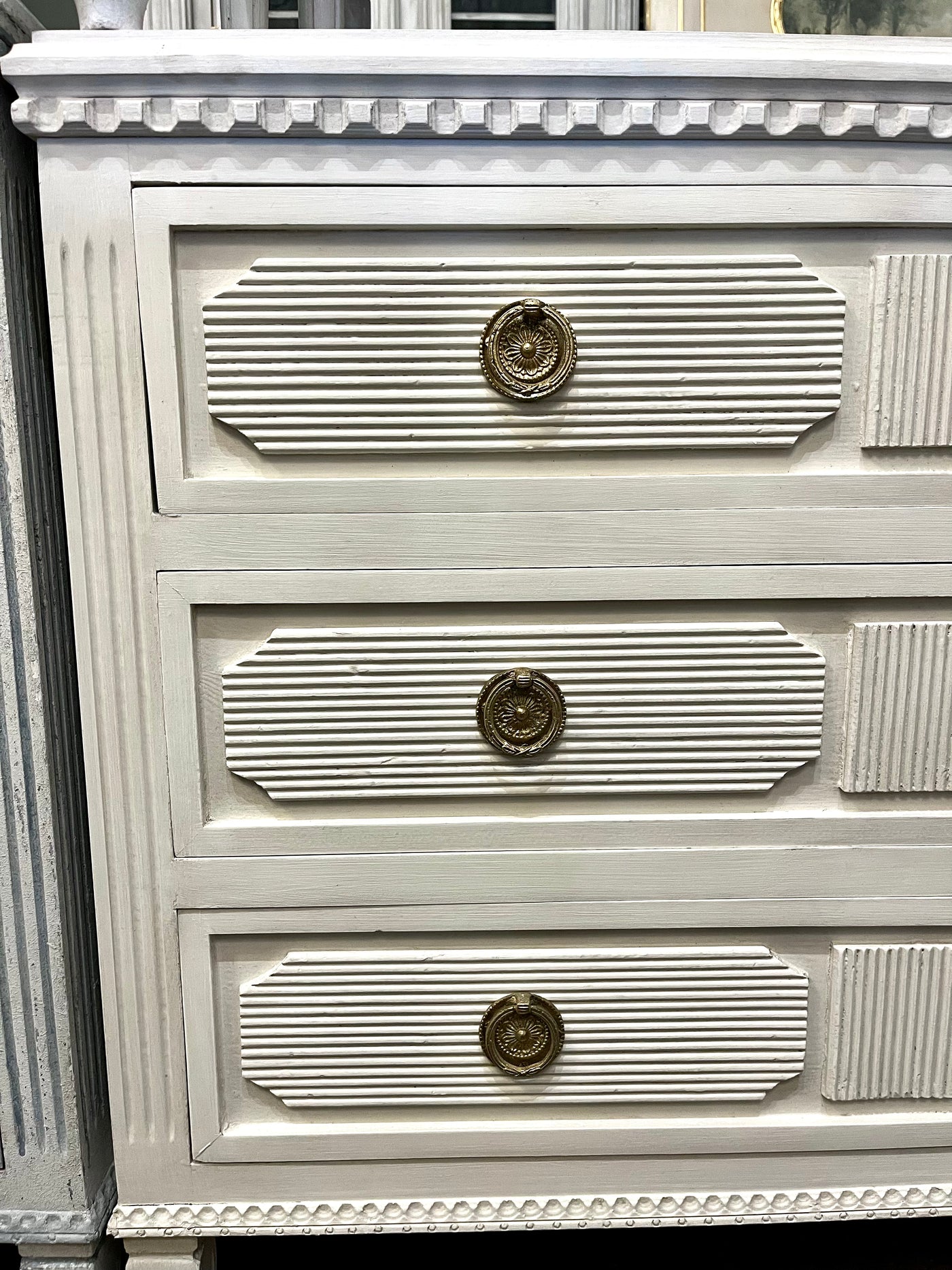 Reeded Swedish Chest