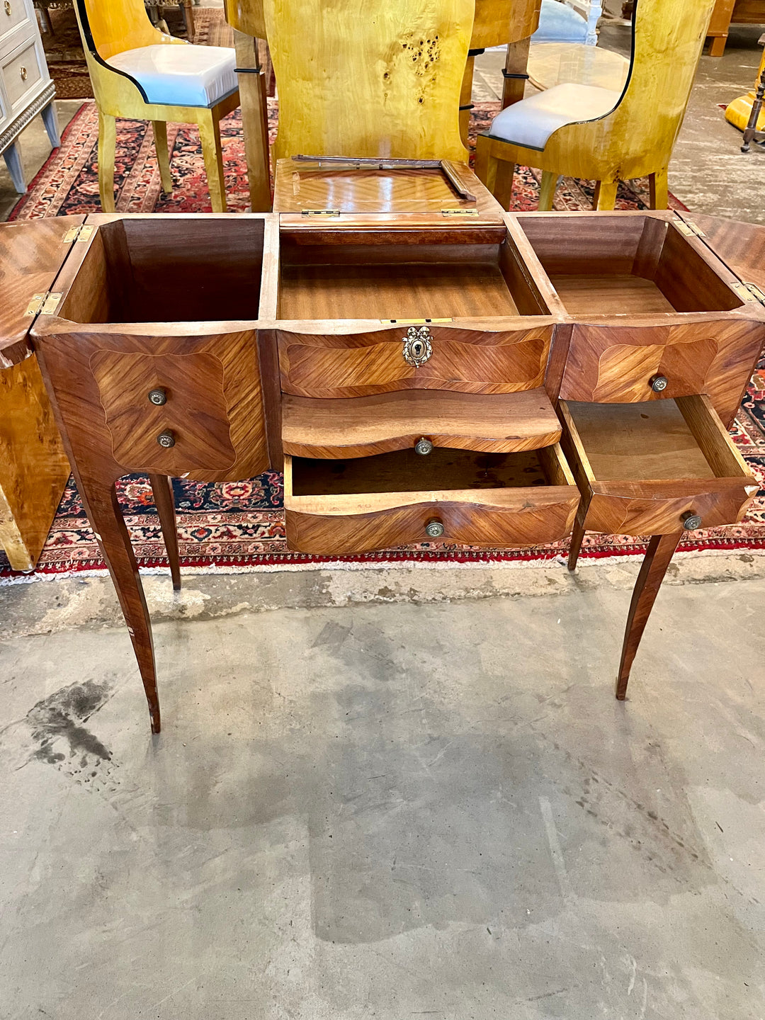 Original Antique French Vanity Desk – Le Chateau