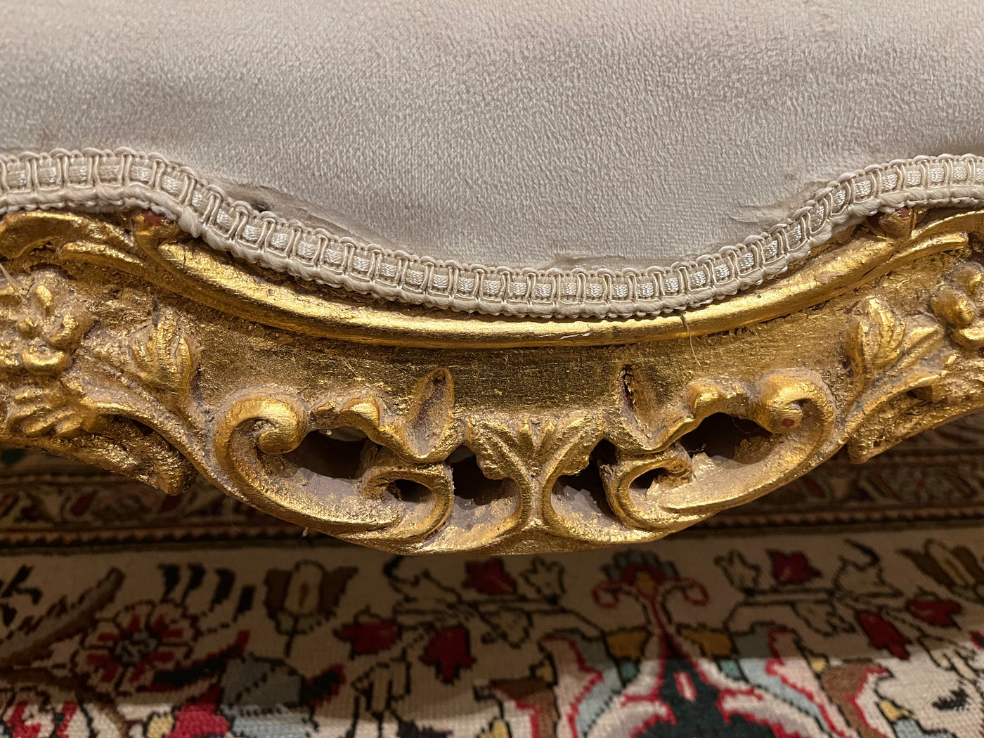 Louis XVI Cream Velvet Bench with Raised Arms