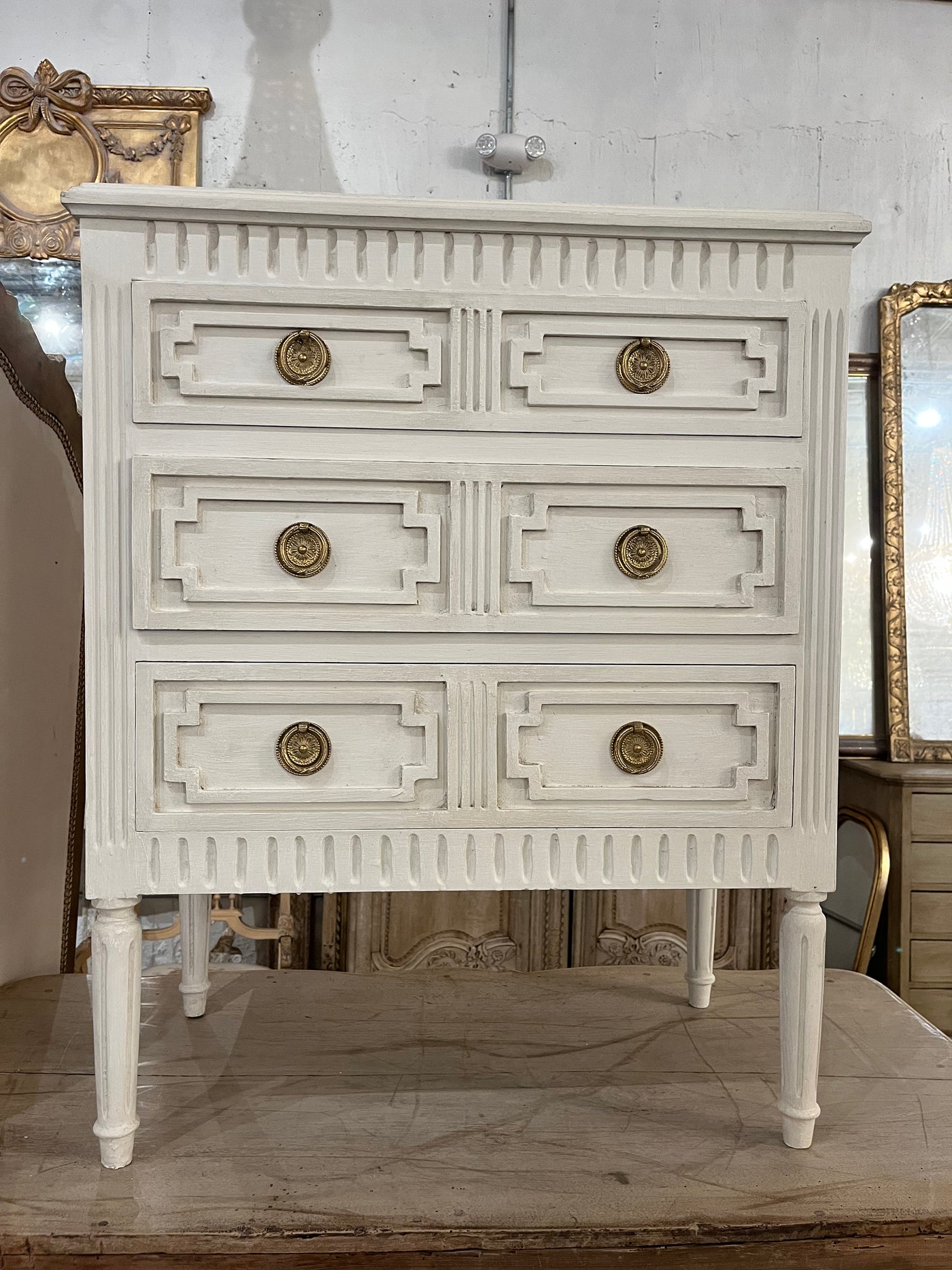 White Swedish Chest with Open Trim and Fluted Detail