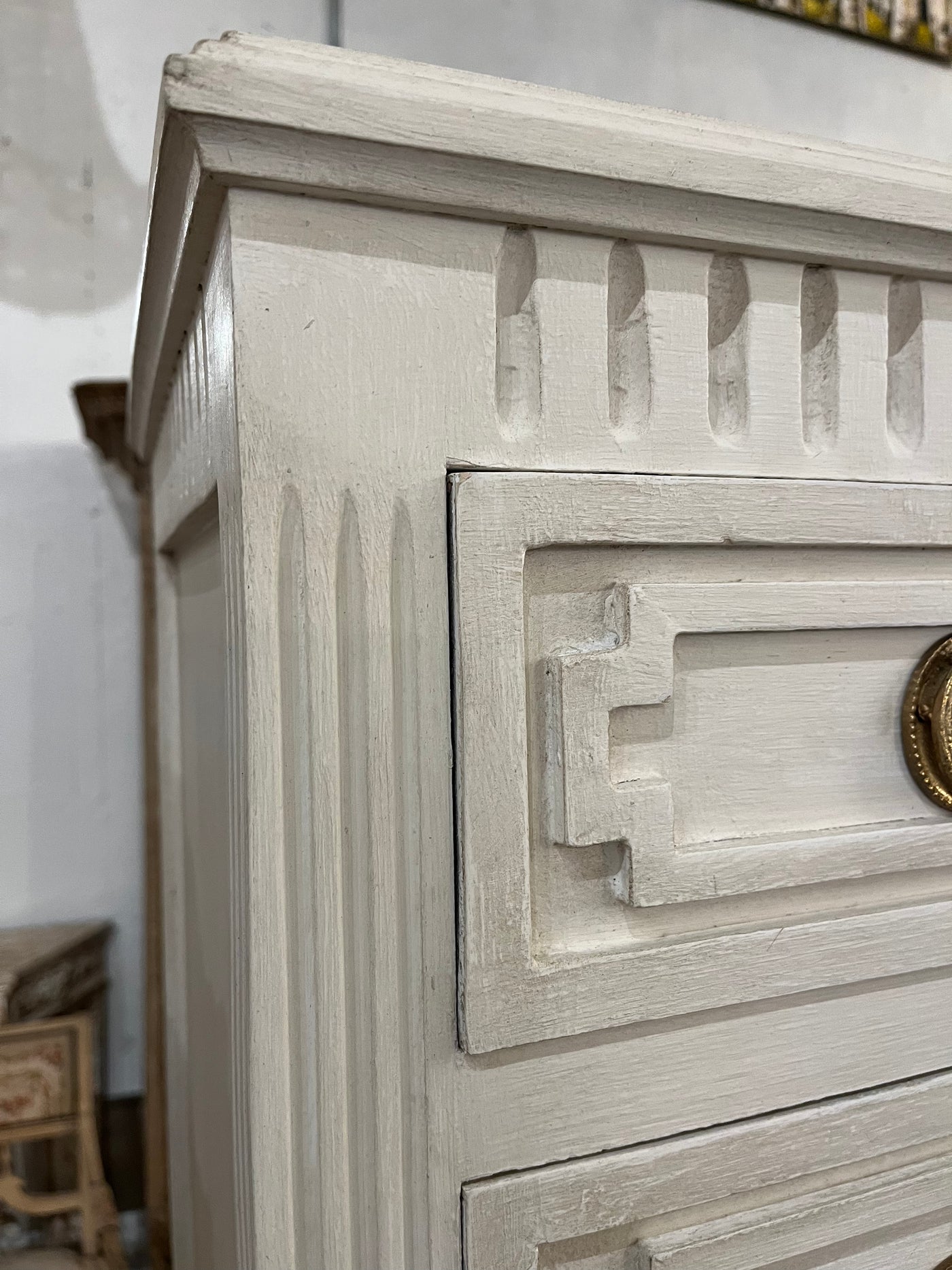 White Swedish Chest with Open Trim and Fluted Detail