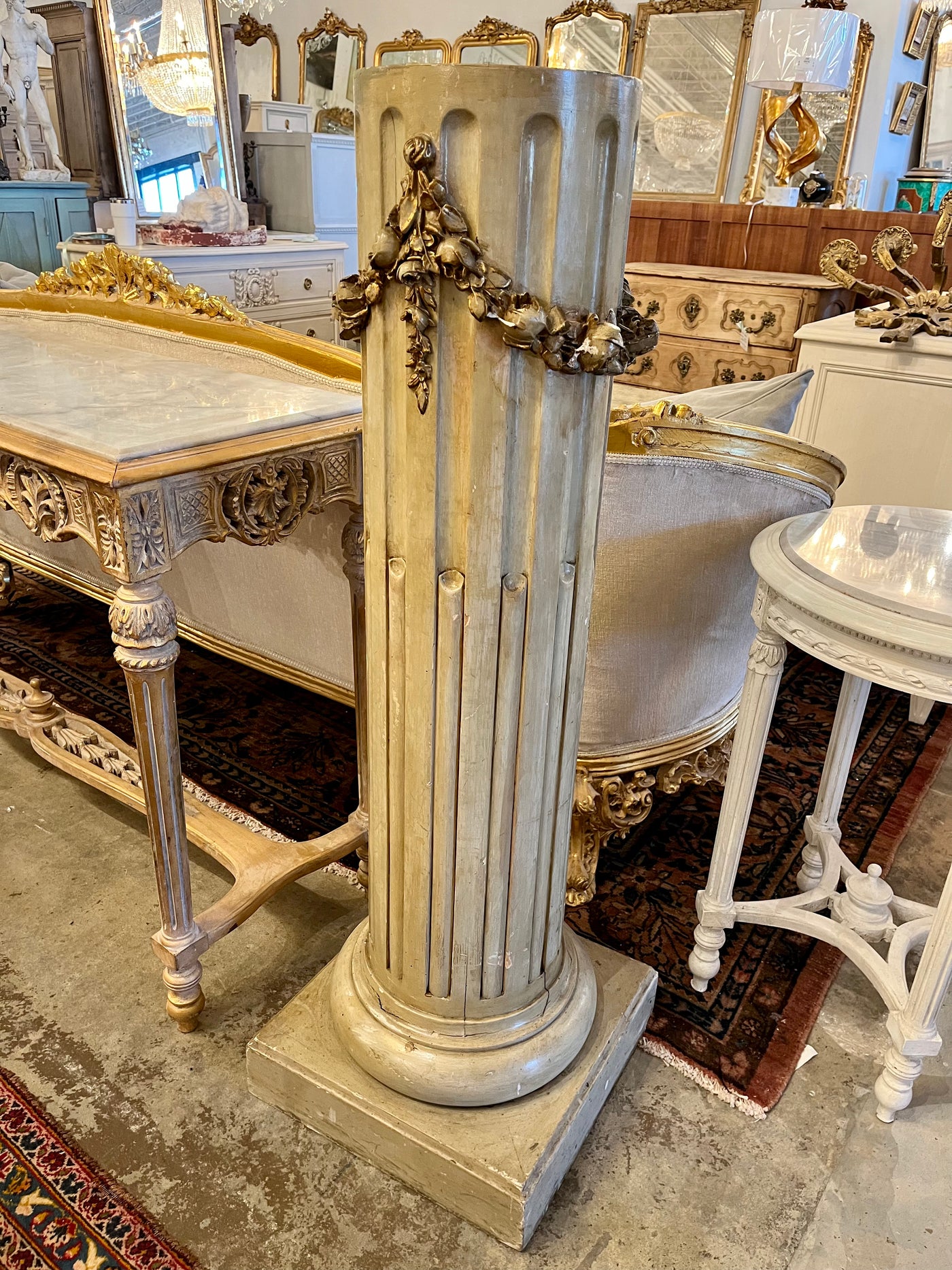 Roman Column Interior Classical Roman Column – Le Chateau