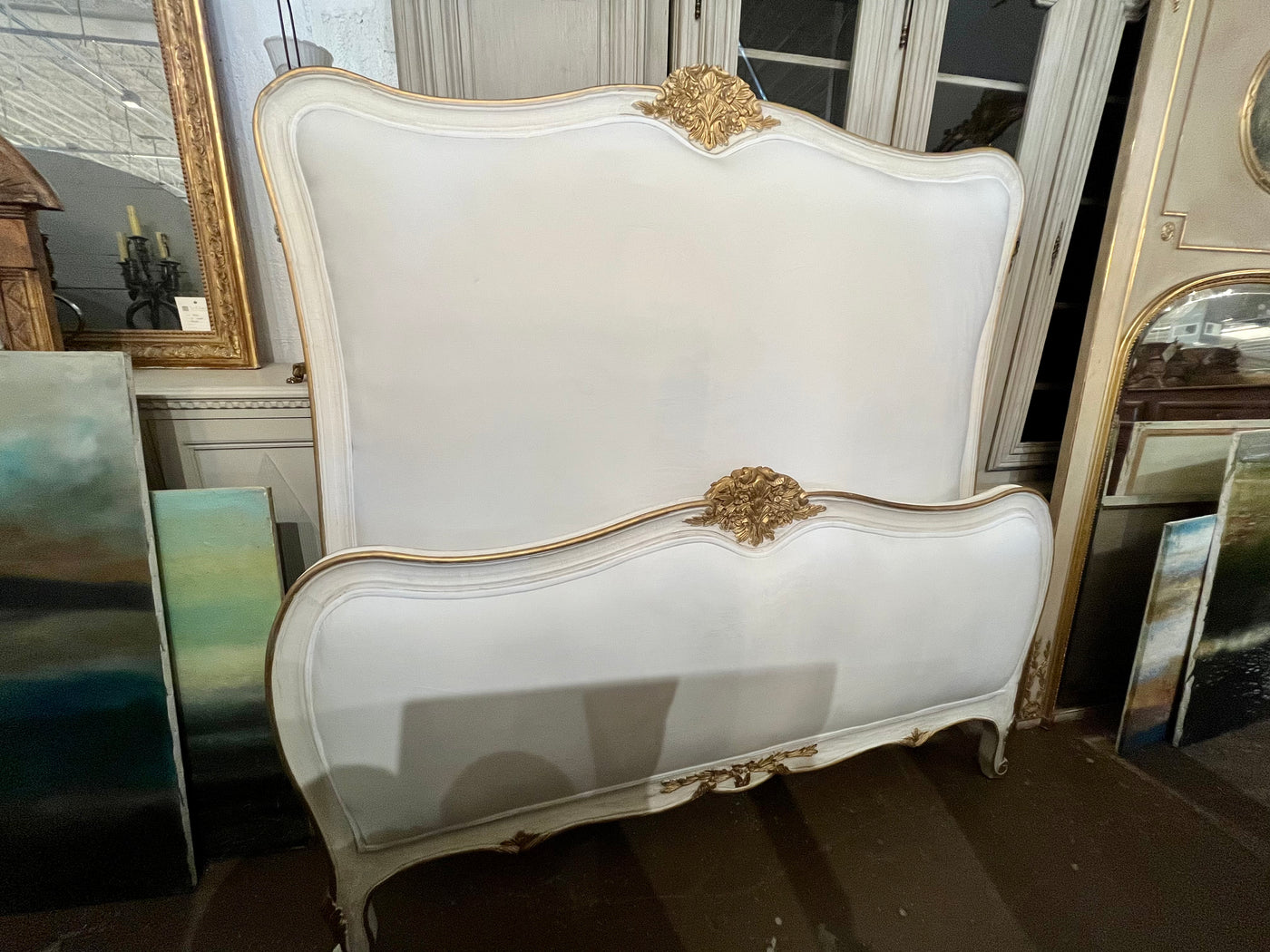 Queen Complete Bed Set with Cream Upholstery