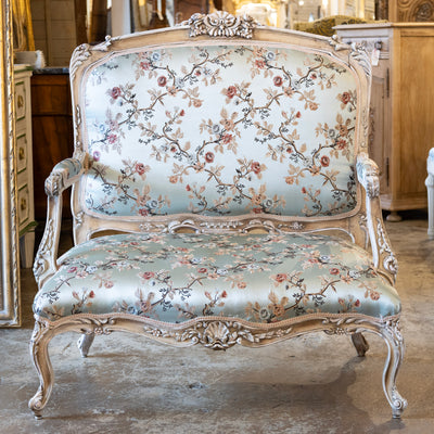 Louis XV Painted Settee – Floral Scalamandré Upholstery & Carved Trim